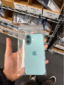 📱 Apple iPhone 16 128GB – Like New
