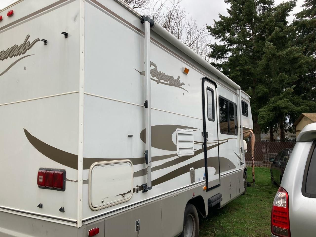 RV Ford E450. Econoline Cutaway 2000