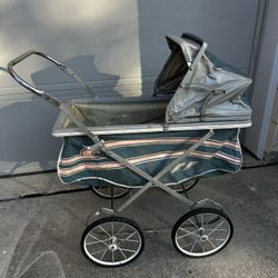 Antique 1950s Doll Carriage 