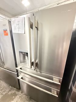 Stainless Steel French Door Refrigerator with Ice Dispenser
