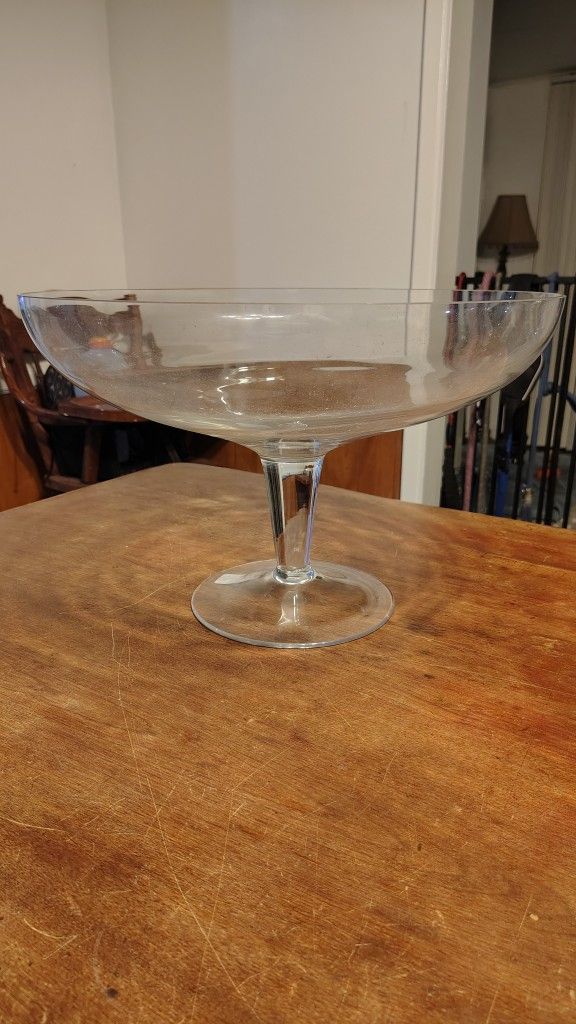 Giant Champagne Coup