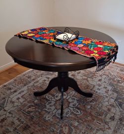 Dining room table