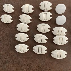 NEW-baby cabinet latches