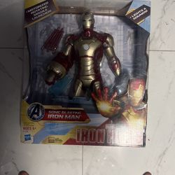 SONIC BLASTING IRON MAN 3 Toy