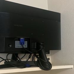 Game Monitor Nun Wrong With It Have All The Parts To Go With It 