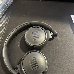 JBL headphones 