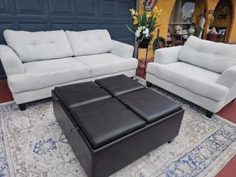 Beautiful Living Room Set Couch And Chairs With Ottoman Storage Inside Totally Deep Clean And Good Condition No Stains No Small
