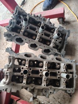 Dodge cylinder heads