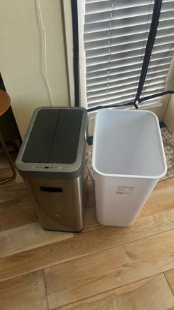 2 - 13 gallon trash cans
