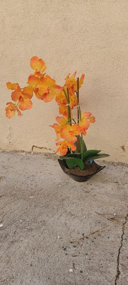 Artificial Flower Decoration 