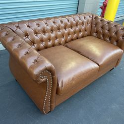 Loveseat