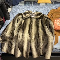 coat faux fur Size 3xL 