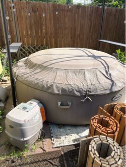 Hot tub