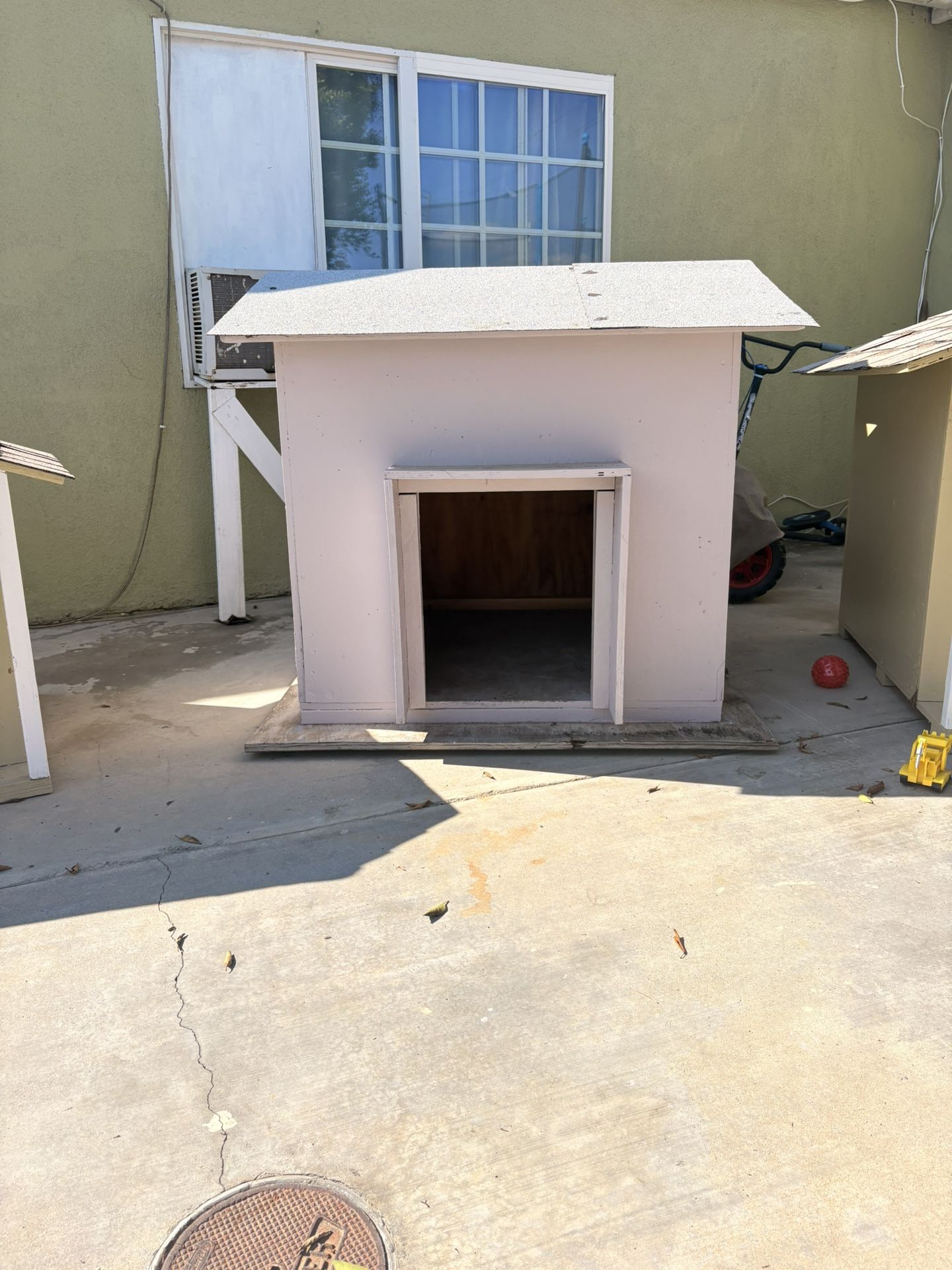 dog house