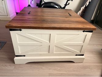 Coffee table with storage