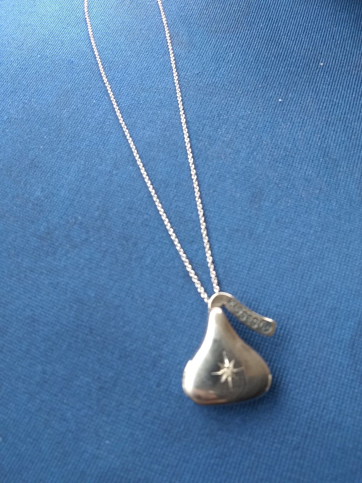Hershey's kisses 925 locket wit chain $60
