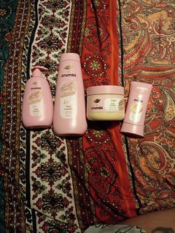 Dove x Crumbl 4-Piece Body Care Set