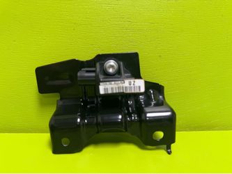 2016-2021 Honda Civic - Sensor Assembly Front Crash  77930-TBA-B11 OEM
