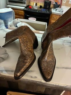 Woman’s boots