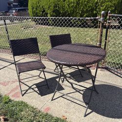 Belleze Rattan Outdoor Bistro Wicker Folding Table & Chairs (2)