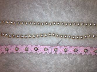 Pearl chokers