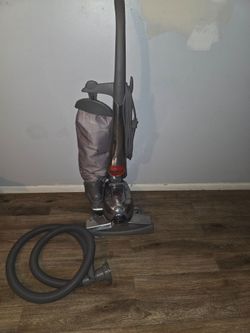 Kirby Sentria G10D Vacuum with Shampoo System and Attachments