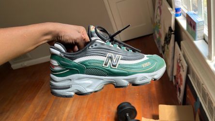 NEW BALANCE 1000