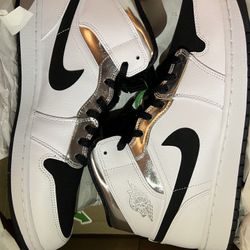 Jordan Mid Alternate Sz13$200