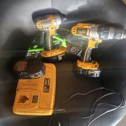 Dewalt Drill Set