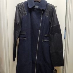 GUESS COAT - LARGE