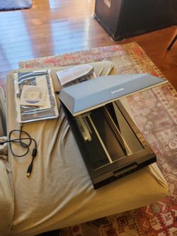 Epson Digital Scanner V600 photo