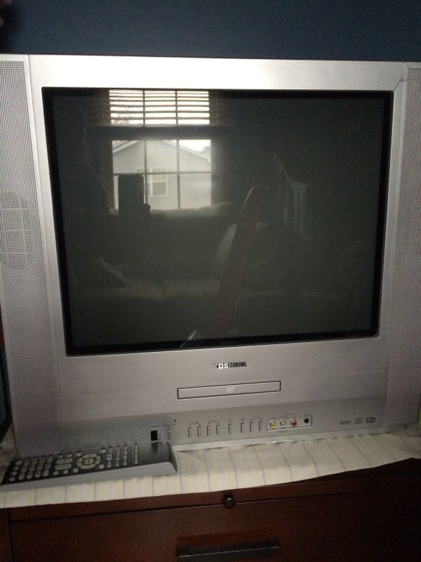 Toshiba 20" TV/DVD combo Model # MD20F51