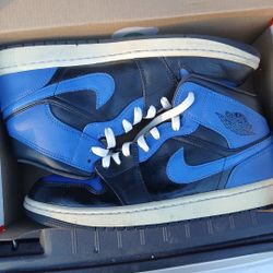 Jordan 1 High OG Royal Blue
