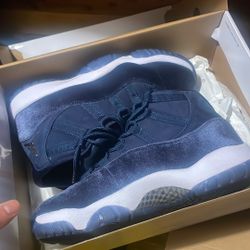 Jordan Blue Velvet 9.5