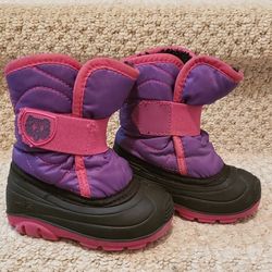 Kamik Size 5 Snow Boots Winter Kids Toddler Girls 