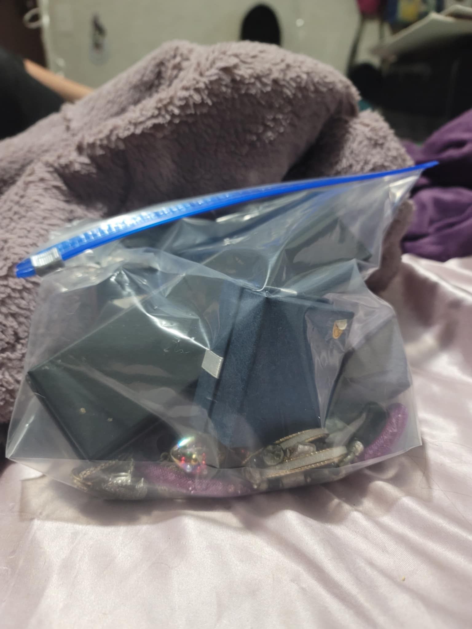 Mystery Bag Of Jewelry 