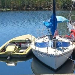 1984 Freedom 21ft. New  Kevlar mast ,new sails,completely outfitted