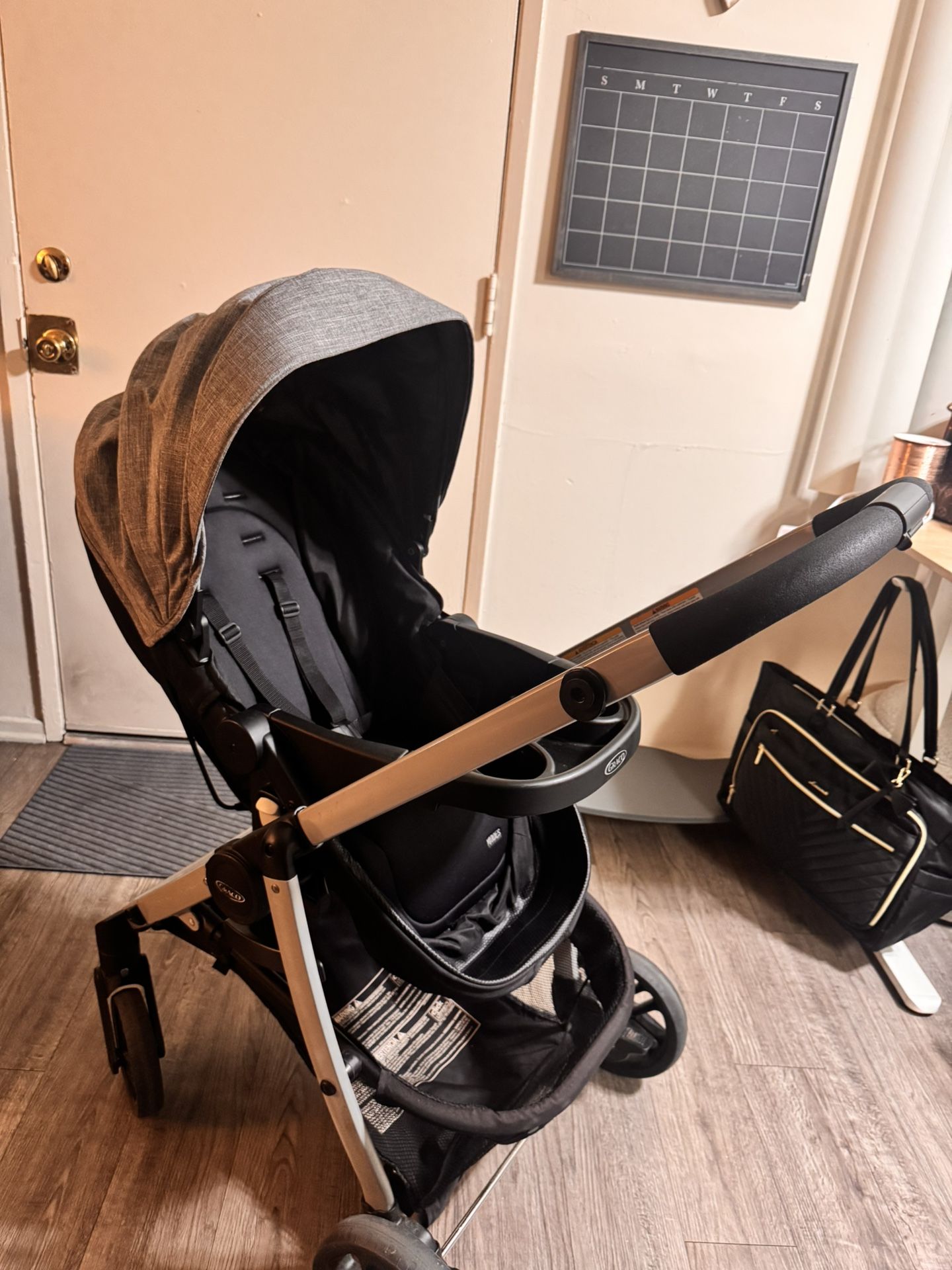 Graco 3 in 1 Stroller & Infant Car seat