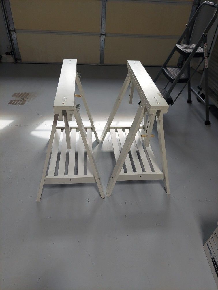 Ikea MITTBACK