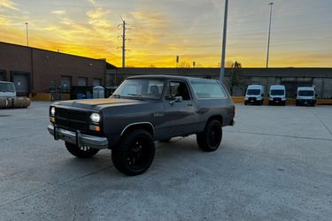 Dodge Ramcharger