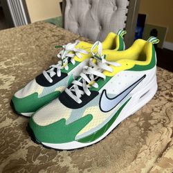 Nike Air Max Solo NCAA Pack Oregon Size 11