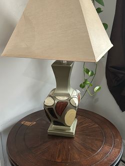 2 Like new lamps