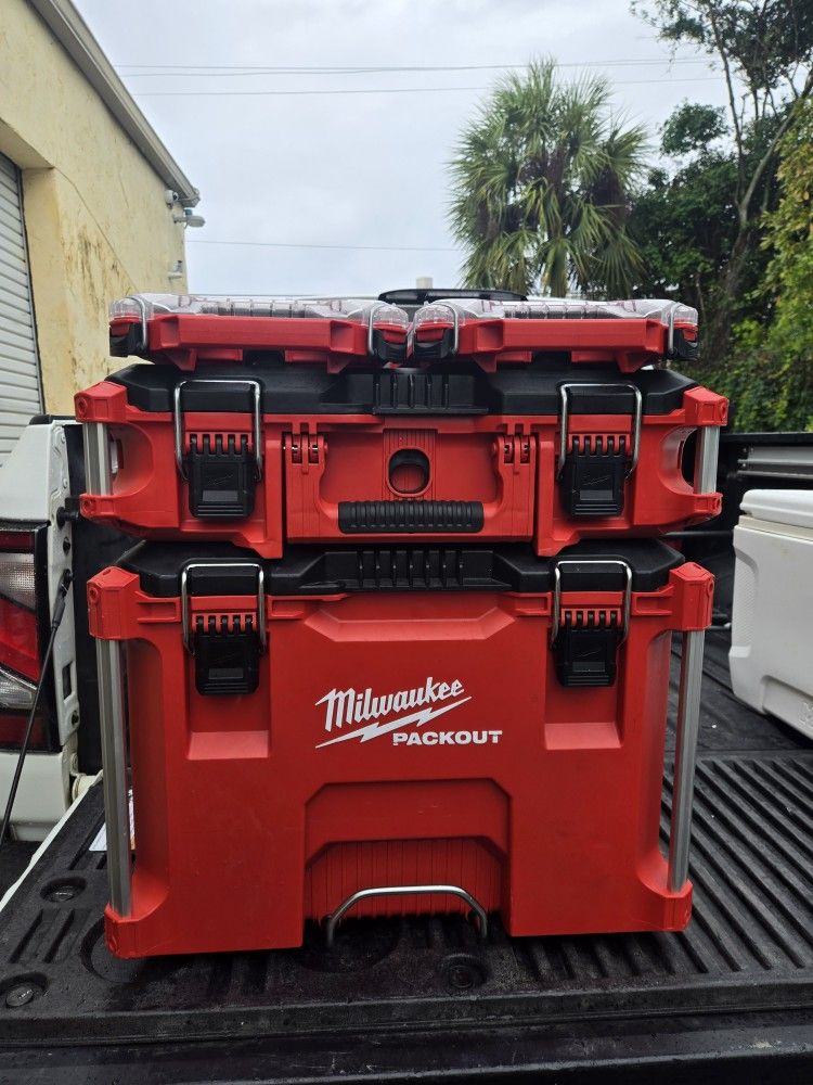 Milwaukee Tool 🧰 Rolling