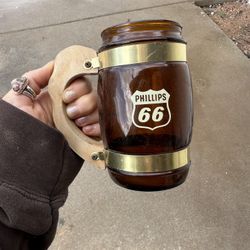 (2) Vintage Siesta Ware Amber Glass Mugs