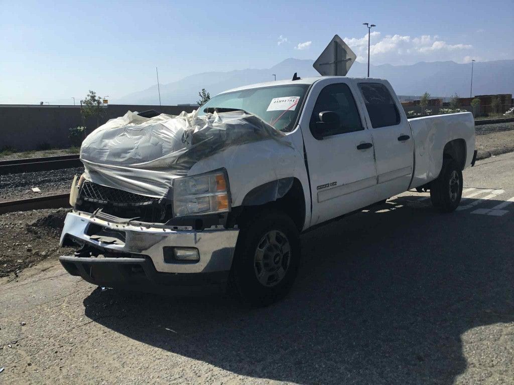 Silverado 6.0 Parting Out