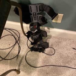 Donjoy Adjustable Knee Brace