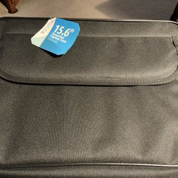 15.6” Laptop Computer Carrier Case 