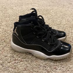 Jordan 11 Size 6