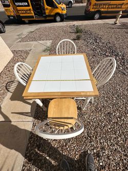 dining table. expandable