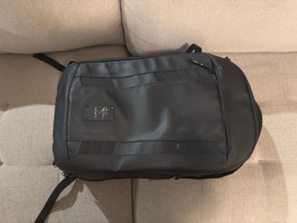 NOMATIC McKinnon 35L Backpack